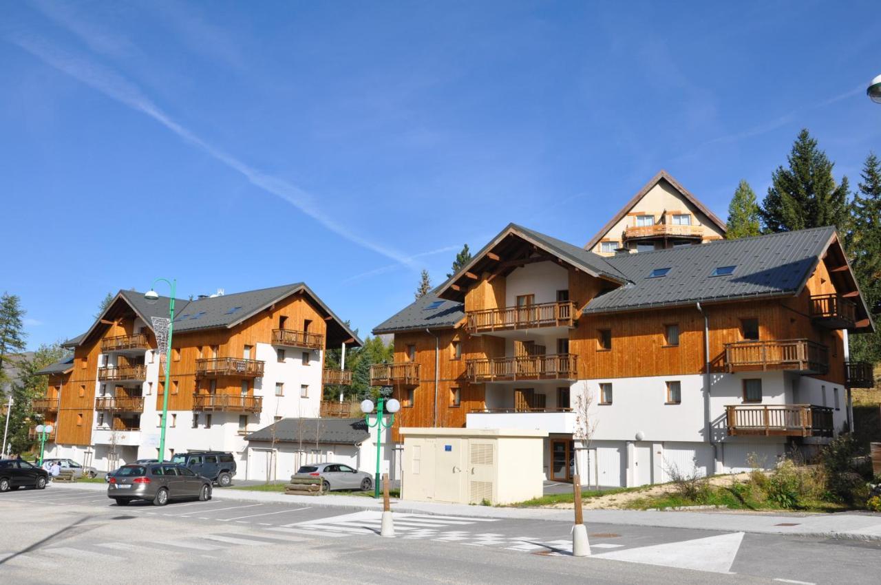 Vacanceole - Au Coeur Des Ours Aparthotel Les Deux Alpes Exterior photo