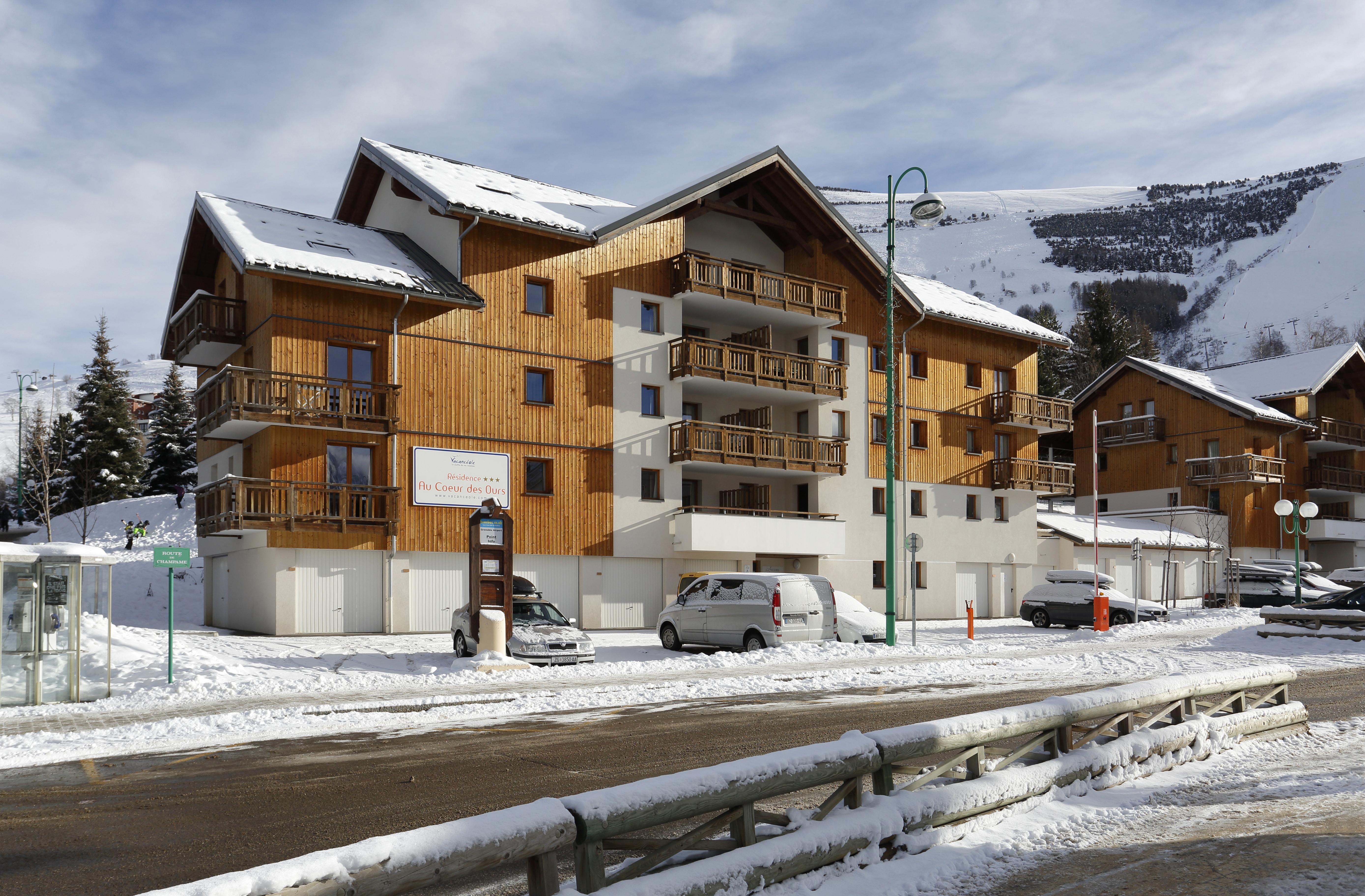 Vacanceole - Au Coeur Des Ours Aparthotel Les Deux Alpes Exterior photo